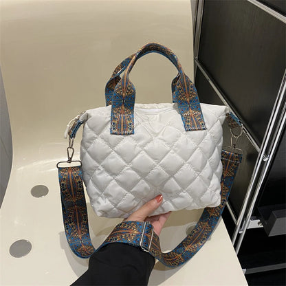 Designer Brand Lingge Quilted Padded Large