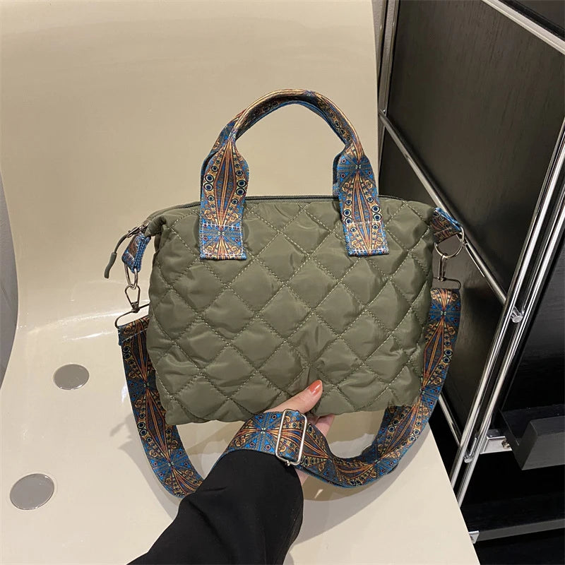 Designer Brand Lingge Quilted Padded Large