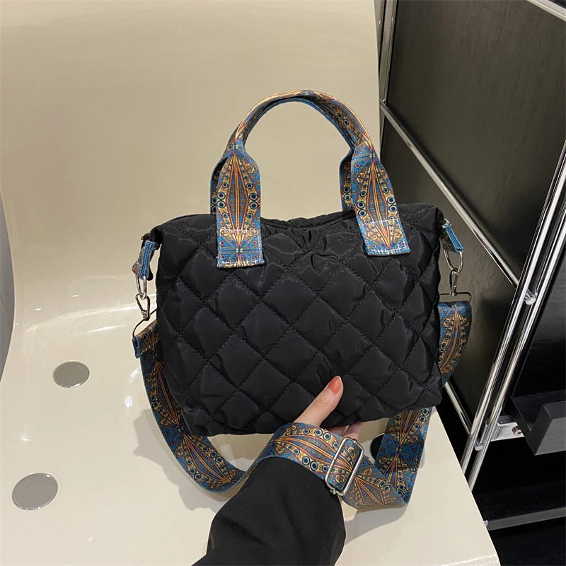 Designer Brand Lingge Quilted Padded Large