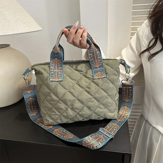 Designer Brand Lingge Quilted Padded Large